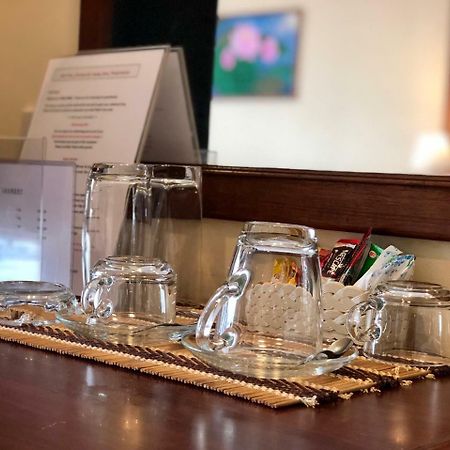 Ban Tyrol Hotel Patong Kültér fotó