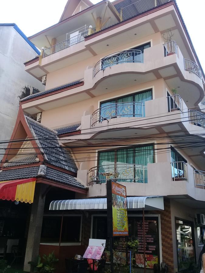 Ban Tyrol Hotel Patong Kültér fotó